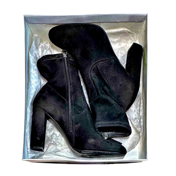 Steve Madden Women’s Suede Booties. Echo Black. Size 9.5 - Picture 9 of 16